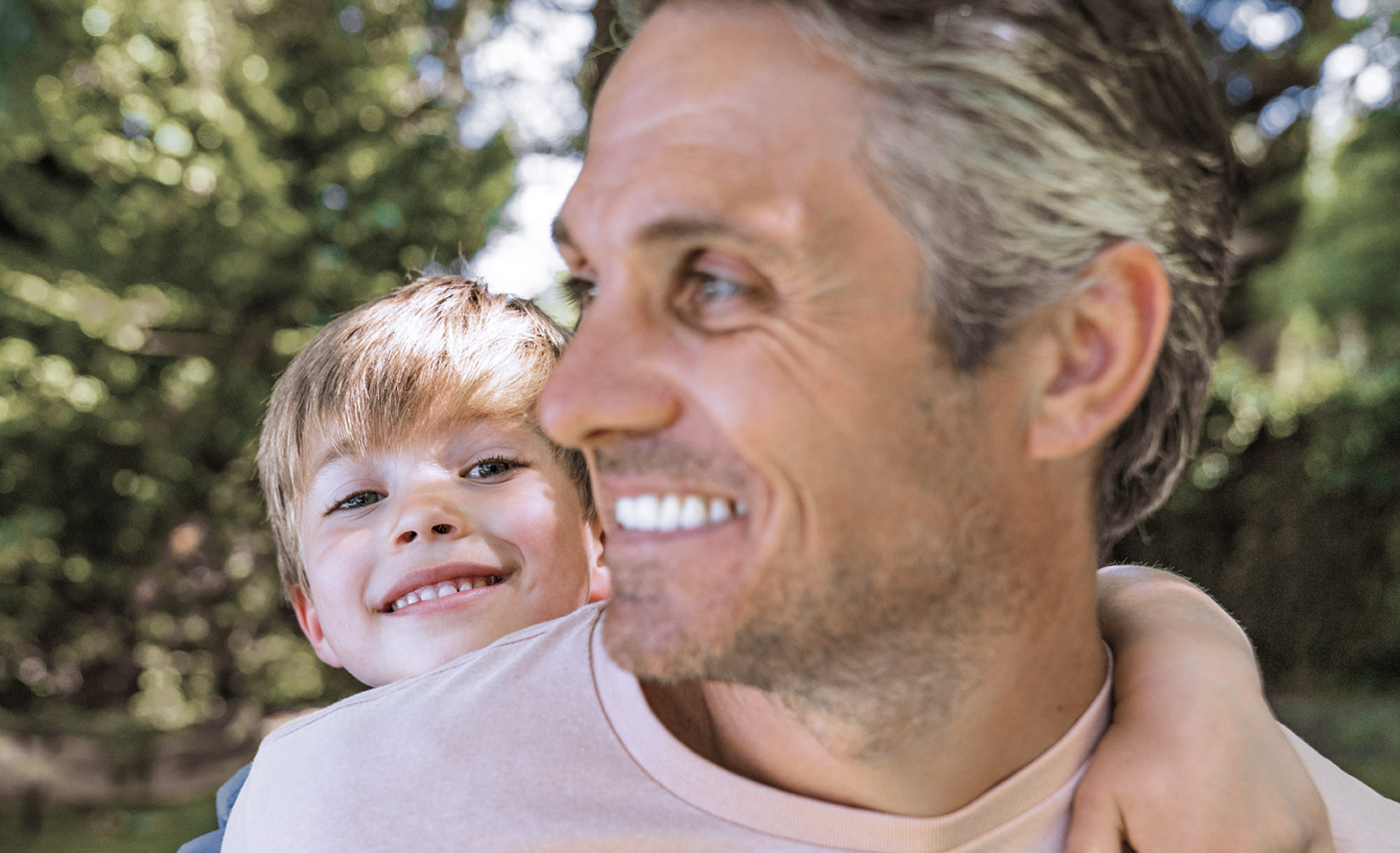 CaucasianFatherWithChild